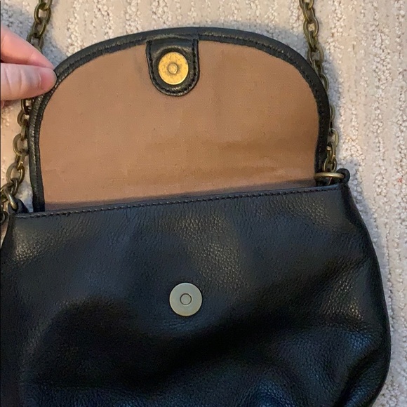 Black leather crossbody purse - Picture 3 of 5